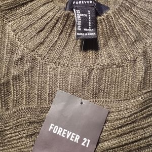 Forever 21 With Tag, Sweatshirt, Long Sleeve
